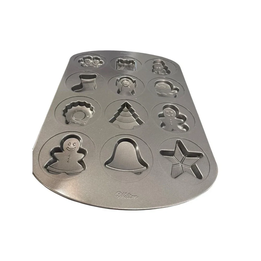 Wilton 12-Cavity Non-Stick Festive Christmas Festive Holiday Cookie Baking Pan.
